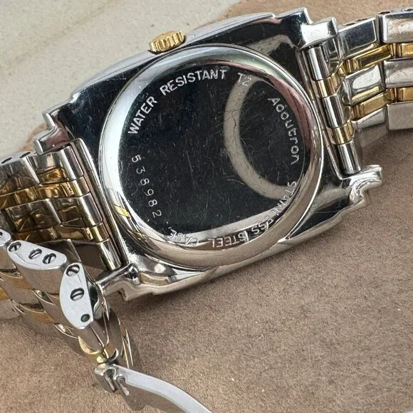 Vintage Sculptured Accutron Bulova T2 Man's Watch 2 Tone Gold & Stainless Steel - Picture 5 of 13